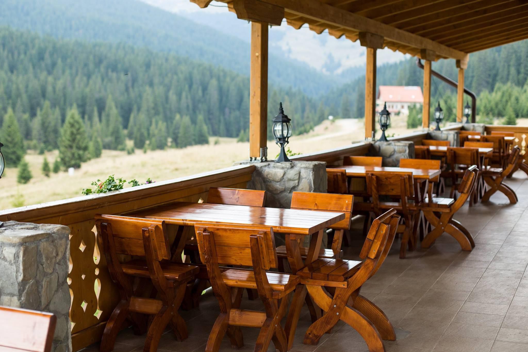 Vedere panoramica Sureanu